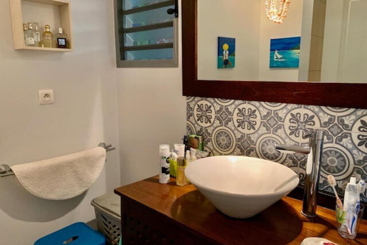 Naia Lodge Arue  Екстер'єр фото